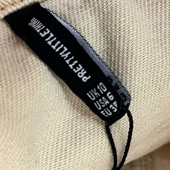 Pretty Little Thing Washed Stone Denim Hook & Eye Structured Corset Top - Picture 5 of 8